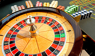 Сыну главы МИДа Франции простили $1 млн Сыну главы МИДа Франции простили $1 млн