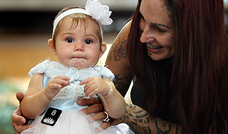 Франция запретит конкурсы красоты для детей Франция запретит конкурсы красоты для детей