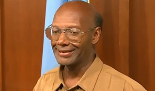 Честному бездомному пожертвовали $68 тысяч Честному бездомному пожертвовали $68 тысяч