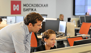 Доллар рухнул во всем мире Доллар рухнул во всем мире