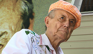 Евтушенко ампутировали ногу в США Евтушенко ампутировали ногу в США