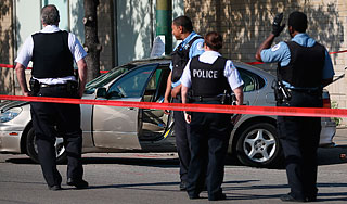 В Чикаго устроили массовый расстрел В Чикаго устроили массовый расстрел