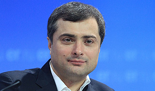 Путин вернул Суркова в Кремль Путин вернул Суркова в Кремль