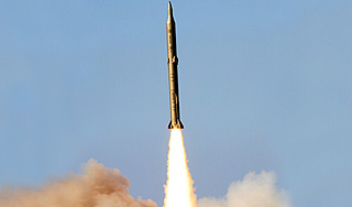 Иран показал новые баллистические ракеты Иран показал новые баллистические ракеты