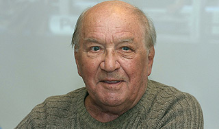 Лев Дуров из больницы вернется на сцену Лев Дуров из больницы вернется на сцену