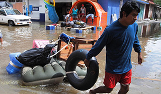 Мексика посчитала ущерб от урагана Мексика посчитала ущерб от урагана