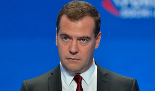 Медведев: Бюджет сформируют иначе Медведев: Бюджет сформируют иначе