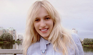 Необычная девушка стала фотомоделью Необычная девушка стала фотомоделью