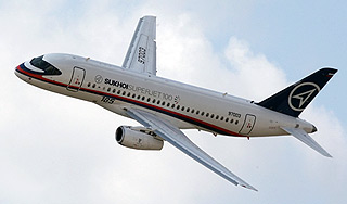  SuperJet 100    