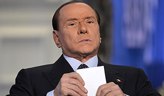 Берлускони выбирает место для наказания Берлускони выбирает место для наказания