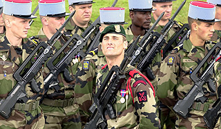 Швейцария провела учебную войну с Францией Швейцария провела учебную войну с Францией