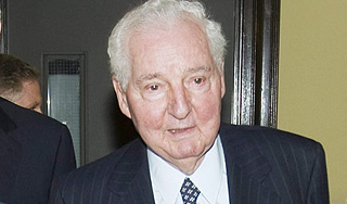 Умер один из богатейших людей Канады Умер один из богатейших людей Канады