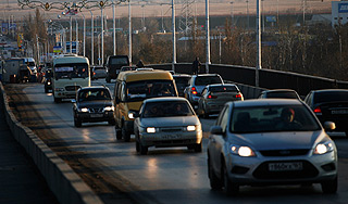 Финны советуют учиться водить у россиян Финны советуют учиться водить у россиян