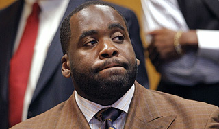 Бывший мэр Детройта осужден на 28 лет Бывший мэр Детройта осужден на 28 лет