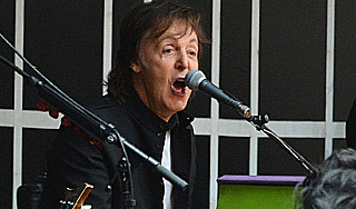 Маккартни устроил бесплатный концерт Маккартни устроил бесплатный концерт