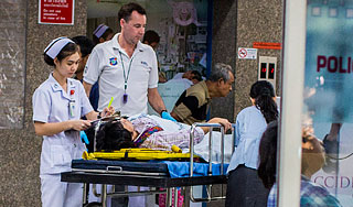 Раненых россиян перевезли в Бангкок Раненых россиян перевезли в Бангкок