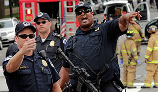 В США устроили новогоднюю бойню В США устроили новогоднюю бойню