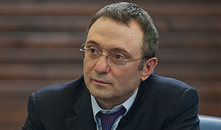 Керимов продал свою долю в "Алросе" Керимов продал свою долю в "Алросе"