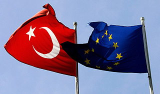 Турция разочаровалась в Евросоюзе Турция разочаровалась в Евросоюзе