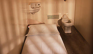 Арестантов в США держат в карцере по 40 лет Арестантов в США держат в карцере по 40 лет