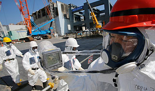 Излучение на "Фукусиме" достигло максимума Излучение на "Фукусиме" достигло максимума