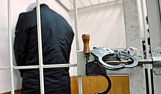 В Москве киргизы изнасиловали пенсионерку В Москве киргизы изнасиловали пенсионерку