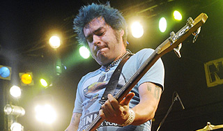 Известный музыкант продает свой орган Известный музыкант продает свой орган