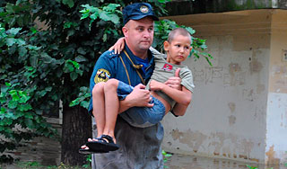 Ростов-на-Дону уходит под воду Ростов-на-Дону уходит под воду