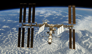 Японский командир МКС накормит экипаж суши Японский командир МКС накормит экипаж суши