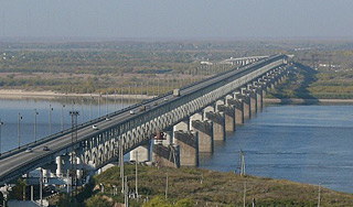 Хабаровский мост связал Россию и Китай Хабаровский мост связал Россию и Китай