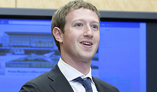 Цукерберг зарабатывает $6 млн в день Цукерберг зарабатывает $6 млн в день