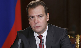 Медведев отчитал мэра Комсомольска Медведев отчитал мэра Комсомольска