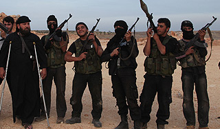 Боевики показали видео пленного россиянина Боевики показали видео пленного россиянина