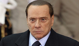 Жена Берлускони требует от него денег Жена Берлускони требует от него денег