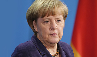 Меркель осудила США за прослушку Меркель осудила США за прослушку