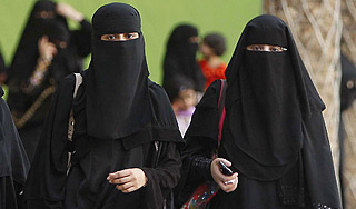 Саудовские власти грозят женщинам за рулем Саудовские власти грозят женщинам за рулем