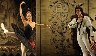 Михайловский театр закрывают на ремонт Михайловский театр закрывают на ремонт