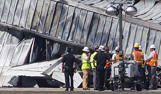 Диспетчеры "проспали" крушение самолета Диспетчеры "проспали" крушение самолета