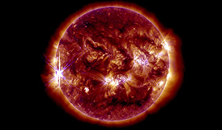 На Солнце произошла новая мощная вспышка На Солнце произошла новая мощная вспышка