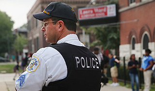 В США школьник принес на урок пистолет В США школьник принес на урок пистолет