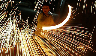 Петарда убила школьника в Петербурге Петарда убила школьника в Петербурге