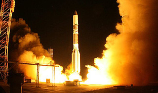 "Протон-М" стартовал с военным спутником "Протон-М" стартовал с военным спутником