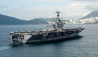 США направили на Филиппины авианосец США направили на Филиппины авианосец