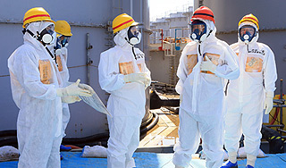 В Фукусиме 25 подростков заболели раком В Фукусиме 25 подростков заболели раком