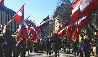 Латышей обязали давать клятву верности Латышей обязали давать клятву верности