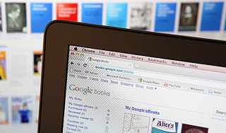 Суд отклонил иск писателей к Google Суд отклонил иск писателей к Google