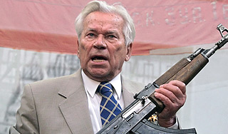 Михаил Калашников попал в реанимацию Михаил Калашников попал в реанимацию