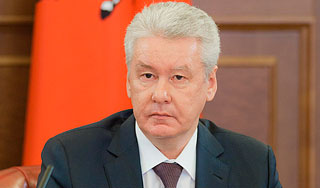 Собянин: 13 тысяч мигрантов покинули Москву Собянин: 13 тысяч мигрантов покинули Москву