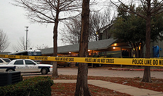 В жилом доме в Техасе открыли стрельбу В жилом доме в Техасе открыли стрельбу