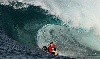 Акула напала на серфингиста в Австралии Акула напала на серфингиста в Австралии